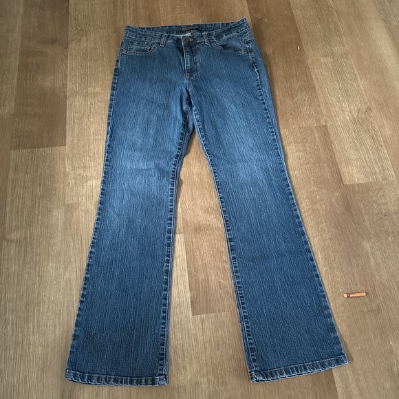 Classic Blue Denim Jeans - Picture 2 of 4